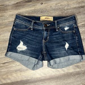 Hollister midi short low rise 4” inseam